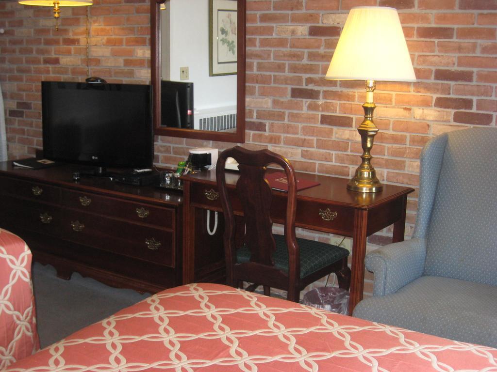 Lockport Inn And Suites Kültér fotó