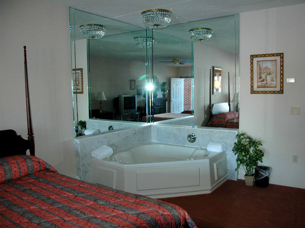 Lockport Inn And Suites Kültér fotó