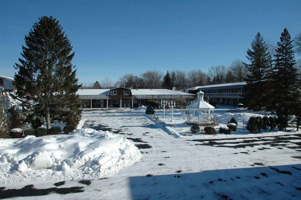 Lockport Inn And Suites Kültér fotó